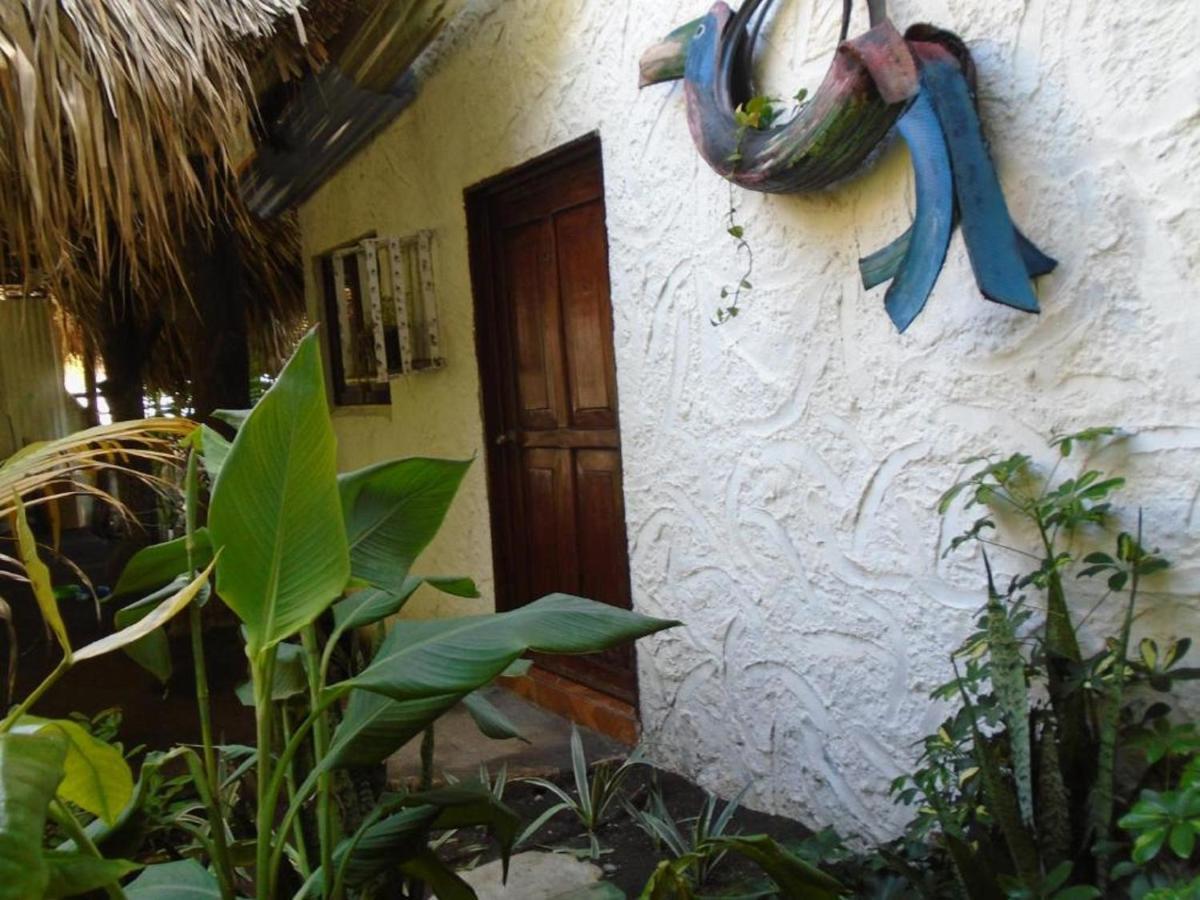Marbella Eco Lodge Monterrico Esterno foto