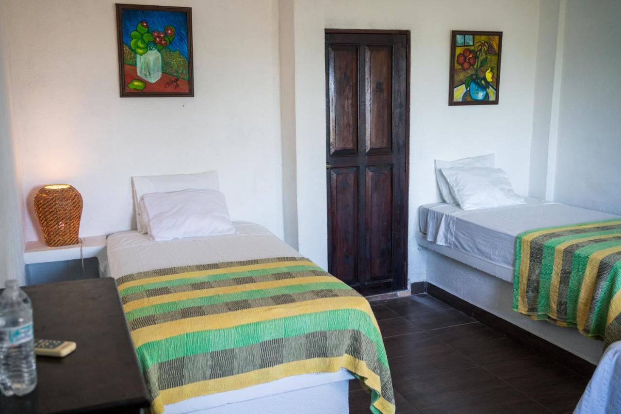 Marbella Eco Lodge Monterrico Esterno foto