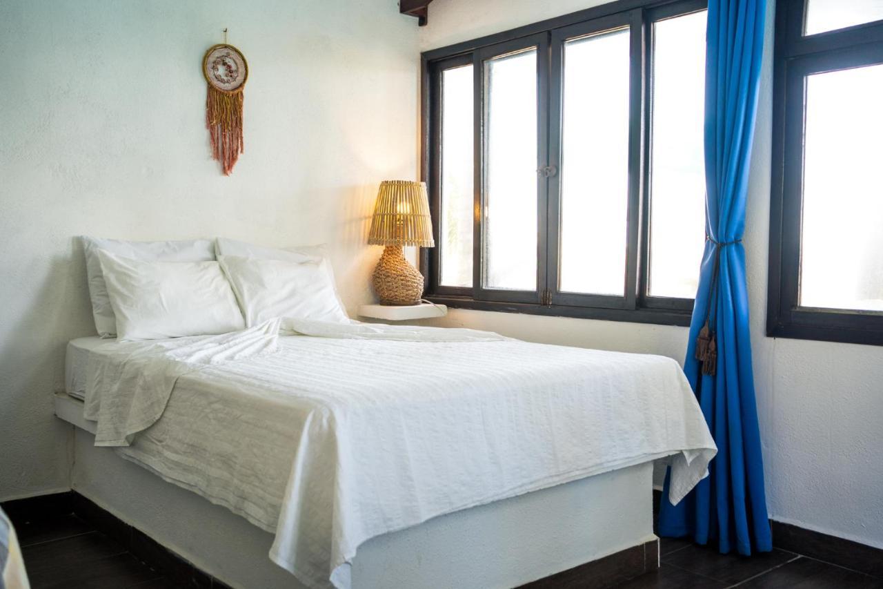 Marbella Eco Lodge Monterrico Esterno foto